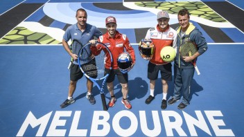 MotoGP: Dovizioso e Miller: sfida a colpi di tennis a Melbourne