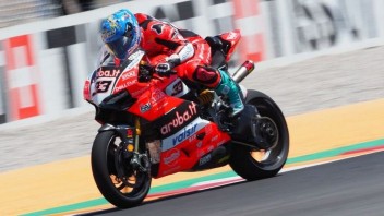 SBK: Melandri beffa Rea e torna in pole a El Villicum