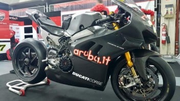 SBK: Aragon: ecco la Ducati V4-R che porterà in pista Davies