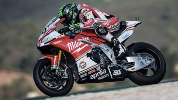 SBK: Sorpresa! Tre team in lizza per l'Aprilia in Superbike