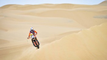 Dakar: Sunderland fa volare la KTM e accorcia in vetta