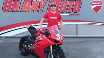 MotoAmerica: La Ducati V4 R sbarca negli USA con il team KWR