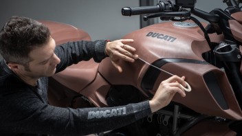 Moto - News: Il nuovo Diavel 1260 premiato con il "Red Dot Design Award 2019"