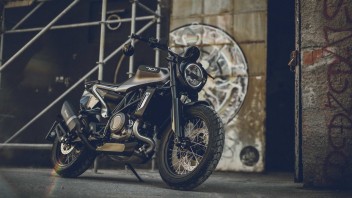 Moto - News: Husqvarna Svartpilen 701 Style: la naked... "stilosa" arriva in concessionaria