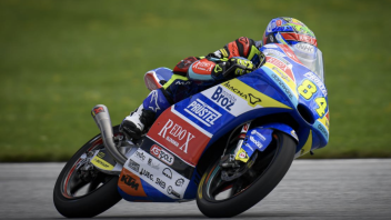 Moto3: FP1: In Austria Kornfeil ferma Arbolino e Vietti