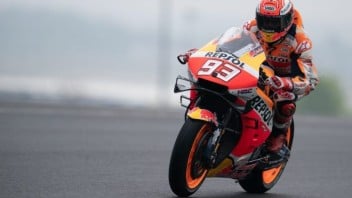 MotoGP: FP3: Marquez imprendibile sul bagnato, 5° Rossi