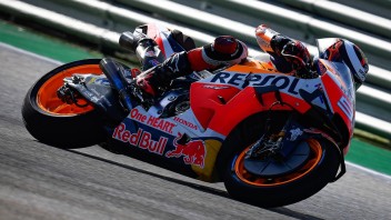 MotoGP: Lorenzo: &quot;Cadere per vincere? Funziona per Marc, non per me&quot;
