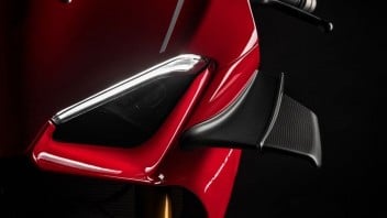 Moto - News: Ducati: nuove indiscrezioni sulla Panigale V4 Superleggera