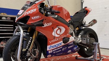 SBK: TT 2020, Michael Dunlop lascia BMW: correrà con la Ducati Panigale