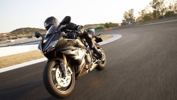 Moto - Test: Triumph Daytona 765 Moto2, punta di diamante del “3” sportivo