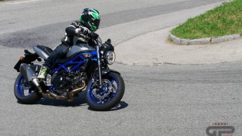 Moto - Test: Prova Suzuki SV650 2020: vent’anni e non sentirli     