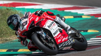SBK: La Ducati V4 stupisce Melandri: “Il motore è incredibile”