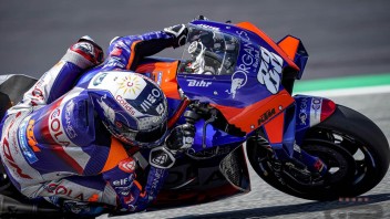 MotoGP: GP Stiria: vittoria di Oliveira e KTM, Miller 2°, Pol Espargarò 3° 