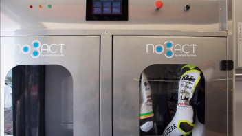 Moto - News: NoBACT e Vircos unite per migliorare la sanificazione delle tute in pista