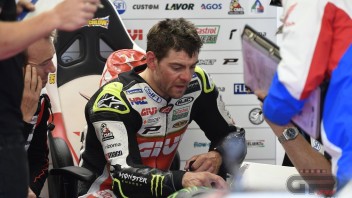 MotoGP: Crutchlow scivola nel paddock e si lesiona i legamenti della caviglia