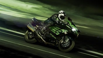 Moto - News: Addio Kawasaki ZZR1400: la hypersportiva esce dal listino
