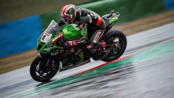 SBK: Rea più forte della pioggia, trionfa anche a Magny-Cours!