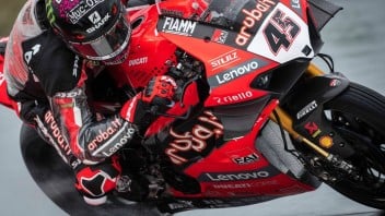 SBK: Redding vince Gara2 davati a Baz. Davies 3° rimanda la festa a Rea