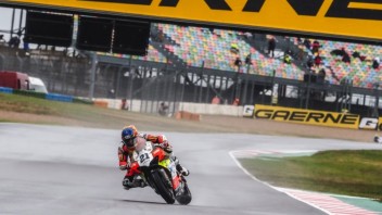 SBK: Rinaldi: "Essere la miglior Ducati del venerdì è bello ma conta poco"