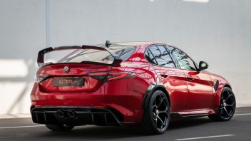 Auto - News: Alfa Romeo Giulia GTA my2021: caratteristiche foto e video della berlina italiana