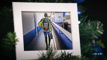 MotoGP: VIDEO - Gli ultimi auguri di Natale di Rossi da pilota ufficiale Yamaha