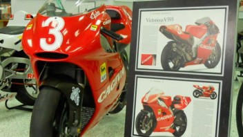 Moto - News: In vendita la Cagiva 500 con cui Kocinski vinse a Laguna Seca nel 1993