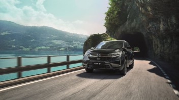 Auto - News: Honda CR-V Hybrid e:HEV 2021: con il restyling, arriva l'ibrida - caratteristiche