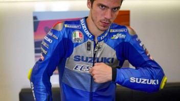 MotoGP: Dainese e AGV: tutti possono comprare tuta e casco di Joan Mir