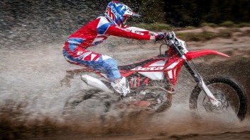 Moto - News: Beta RR 125 LC 2021: enduro o motard, ecco la moto per i 16enni