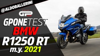 Moto - Test: Video prova BMW R 1250 RT, caratteristiche, prezzo, pregi e difetti