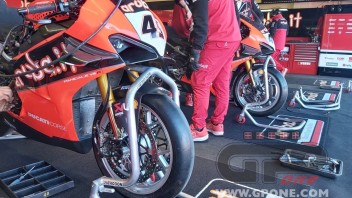 SBK: Misano: Ducati sfoggia nuovi cerchi anodizzati per il 2021