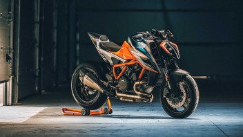 Moto - News: KTM 1290 Super Duke RR: la maxi naked più estrema a tiratura limitata