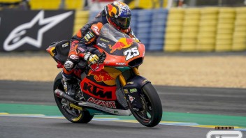 Moto2: Gara ad eliminazione: Fernandez vince dominando tra le cadute di Le Mans