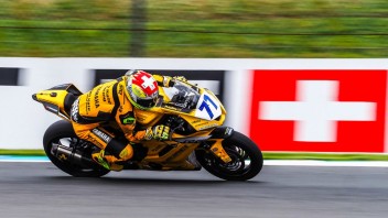 SBK: Dominio di Aegerter nelle qualifiche della Supersport, Steeman 1° nella 300