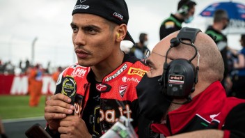 SBK: Rinaldi: "I can't win two races and finish behind like today"