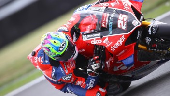 SBK: BSB: Brookes pesca il jolly della intermedia e porta la Ducati in pole