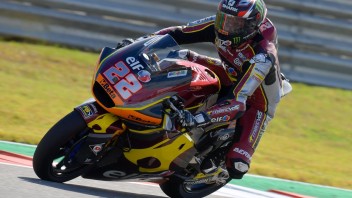 Moto2: Lowes ritrova la vittoria a Misano, caduto Fernandez, 7° Gardner