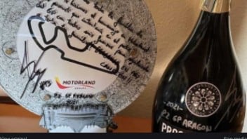 MotoGP: Marquez ha donato il trofeo di Aragon alla famiglia di Hugo Millan