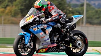 SBK: Stirpe porta la MV al successo a Vallelunga, magia di Bartolini in Moto3