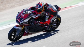 Moto2: Simone Corsi porta la MV Agusta in pole position a Valencia