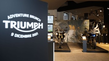 Moto - News: Triumph Tiger 1200, l'abbiamo toccata con mano dal vivo