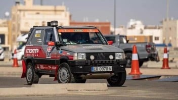 Auto - News: Una Fiat Panda alla Dakar 2022: si torna a "fare poesia"