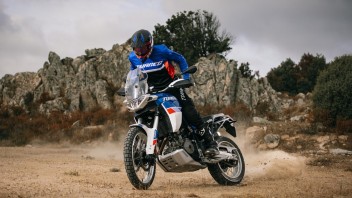 Moto - News: Aprilia Tuareg 660: sarà lei l'avversaria della TRK 502 per il 2022?