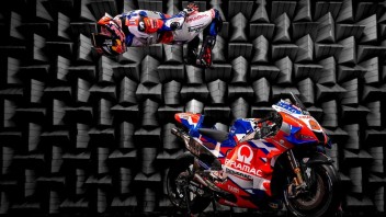 MotoGP: VIDEO - Johann Zarco: salto mortale dalla Ducati Pramac