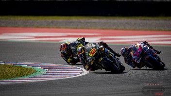 MotoGP: Bezzecchi balla fra i debuttanti, Binder sotto la pioggia, delusione KTM