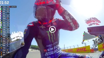 MotoGP: VIDEO - Quartararo e il problema al casco nella FP3: visiera staccata
