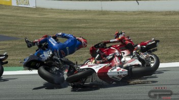 MotoGP: FOTO - Le immagini del terribile incidente di Nakagami, Bagnaia e Rins