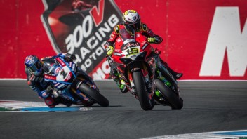 SBK: Bautista e Ducati sotto il fuoco amico a Most contro Toprak e Rea