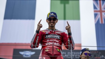 MotoGP: Bagnaia nel "Club del 3" con Rossi, Marquez, Stoner, Lorenzo e Pedrosa