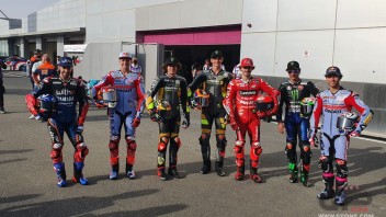 MotoGP: FOTO - I Magnifici 7: scatto di gruppo per gli italiani della MotoGP